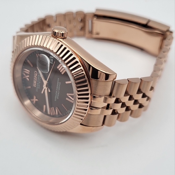 New Seiko Mod 39mm Automatic Watch - Picture 7 of 9